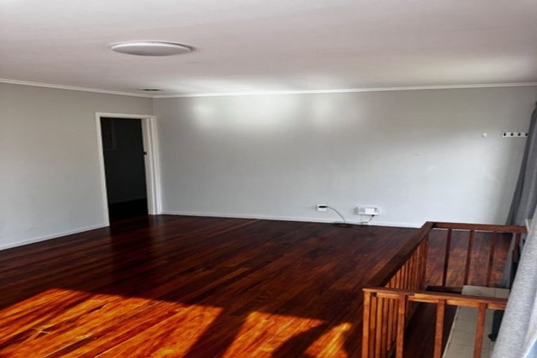 Photo of property in 59 Hutchinson Avenue, New Lynn, Auckland, 0600