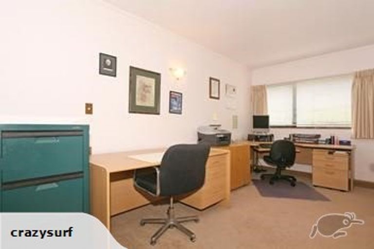 Photo of property in 153 Kings Crescent, Hutt Central, Lower Hutt, 5010