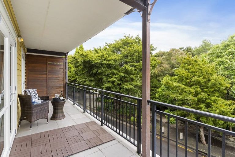 Photo of property in The Grand Apartments, 1d/4 Kell Drive, Albany, Auckland, 0632