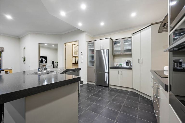 Photo of property in 94 Rototuna Road, Rototuna, Hamilton, 3210