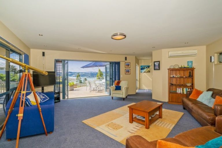 Photo of property in 103 Centennial Drive, Whitianga, 3510