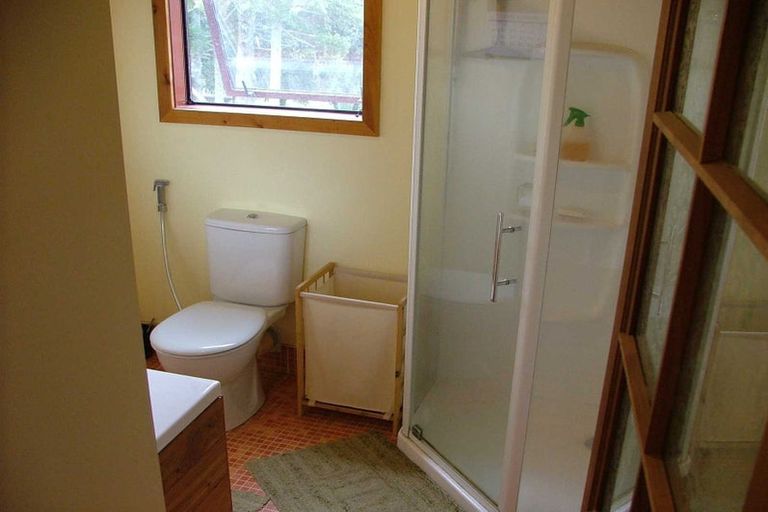 Photo of property in 882 South Head Road, South Head, Helensville, 0874