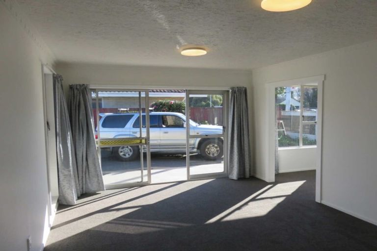 Photo of property in 1/189 Waimairi Road, Ilam, Christchurch, 8041