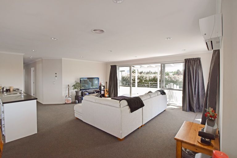 Photo of property in 73 Irishman Drive, Twizel, 7901