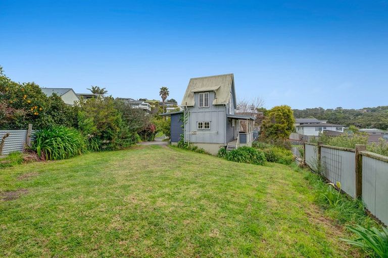 Photo of property in 9 Merehai Place, Snells Beach, 0920