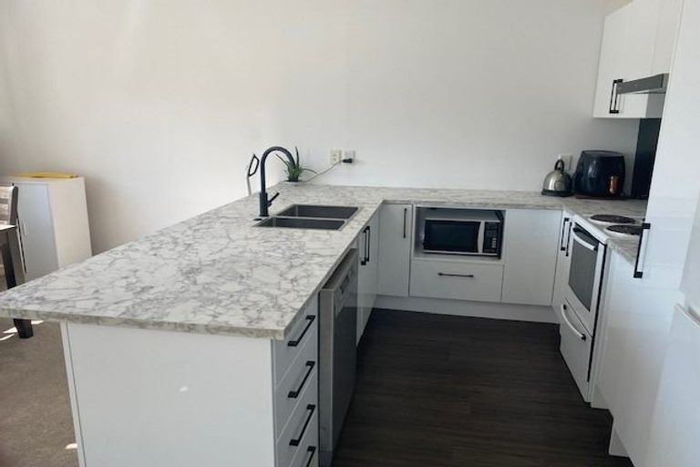 Photo of property in 26 Duncan Street, Tawa, Wellington, 5028