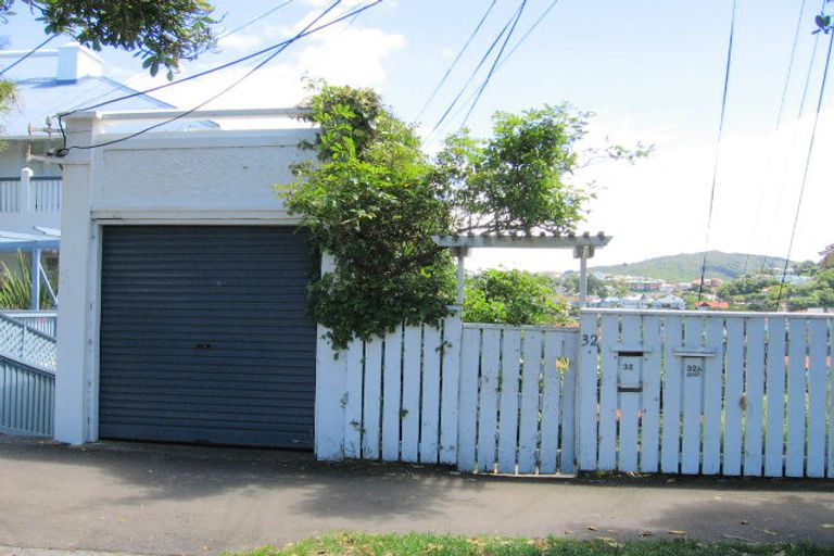 Photo of property in 32 Upland Road, Kelburn, Wellington, 6012