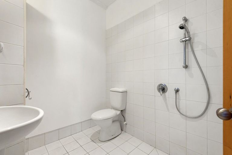 Photo of property in 6 City Apartments, 11c Ghuznee Street, Te Aro, Wellington, 6011