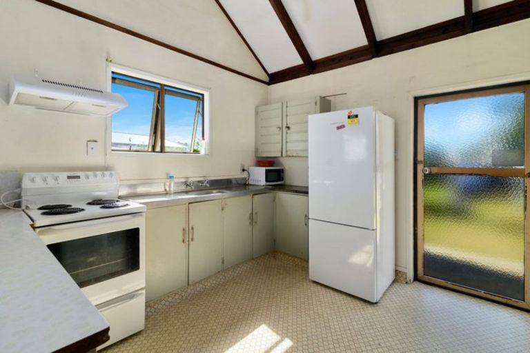 Photo of property in 27 Tania Crescent, Western Heights, Rotorua, 3015