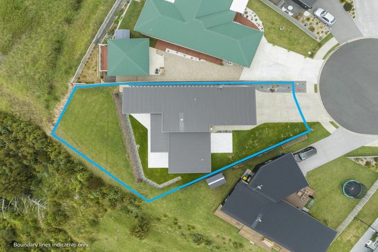 Photo of property in 21 Manatu Close, Whangamata, 3691