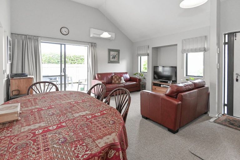 Photo of property in 1/1004 Waipuna Street, Mahora, Hastings, 4120