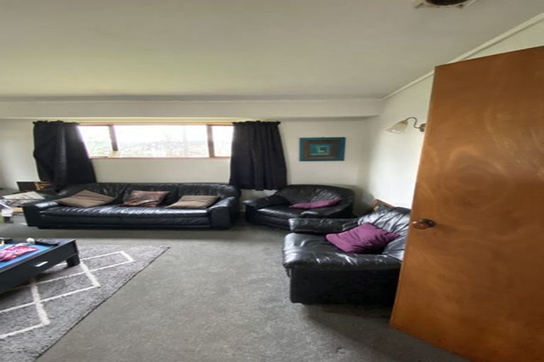 Photo of property in 3 Fairfield Road, Levin, 5510