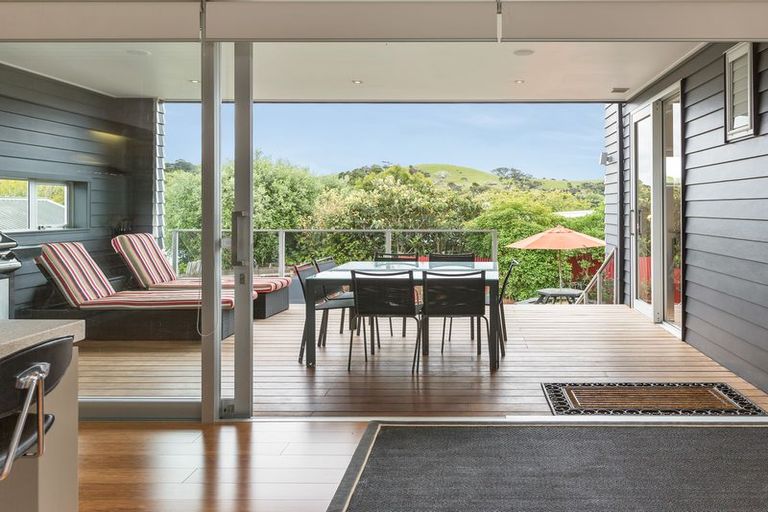 Photo of property in 23 Wehiwehi Road, Matapouri, Whangarei, 0173