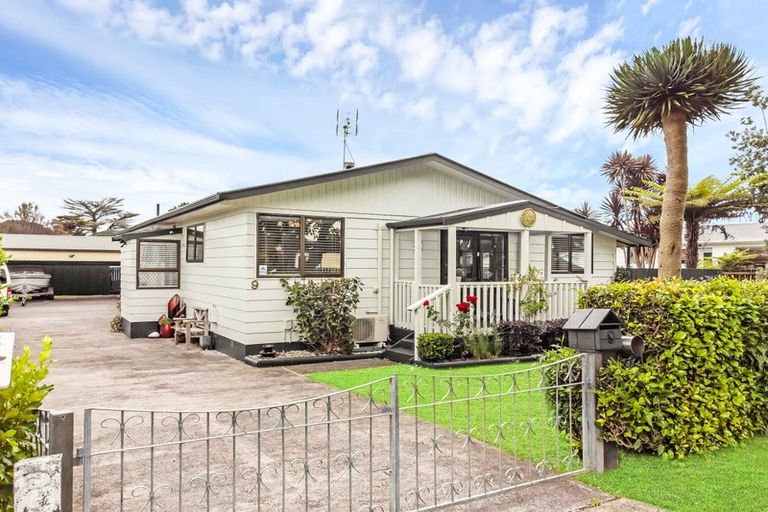 Photo of property in 9 Le Havre Place, Takanini, 2112