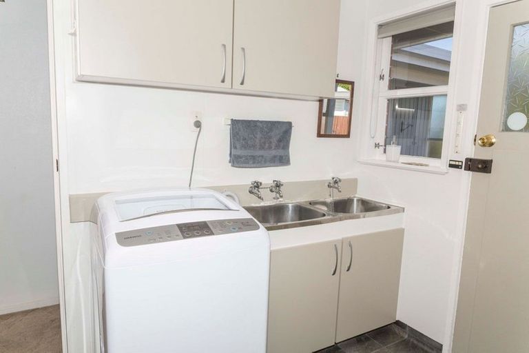 Photo of property in 25 Victoria Avenue, Dannevirke, 4930