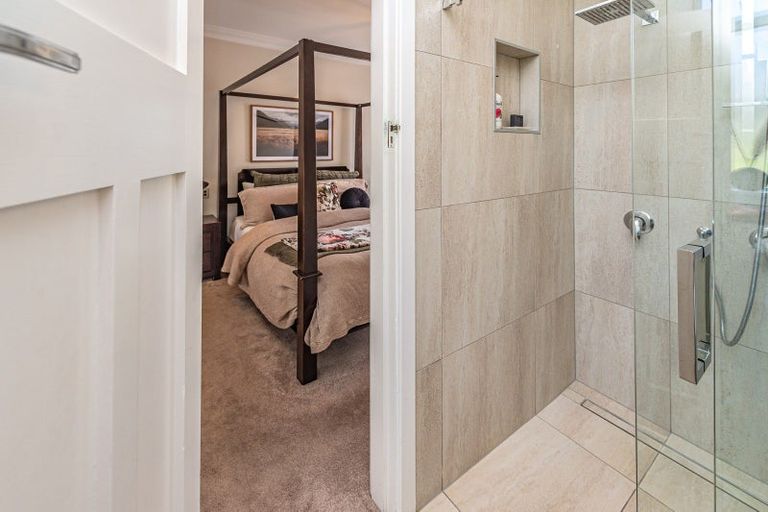 Photo of property in 19 Kent Road, Saint Johns Hill, Whanganui, 4501