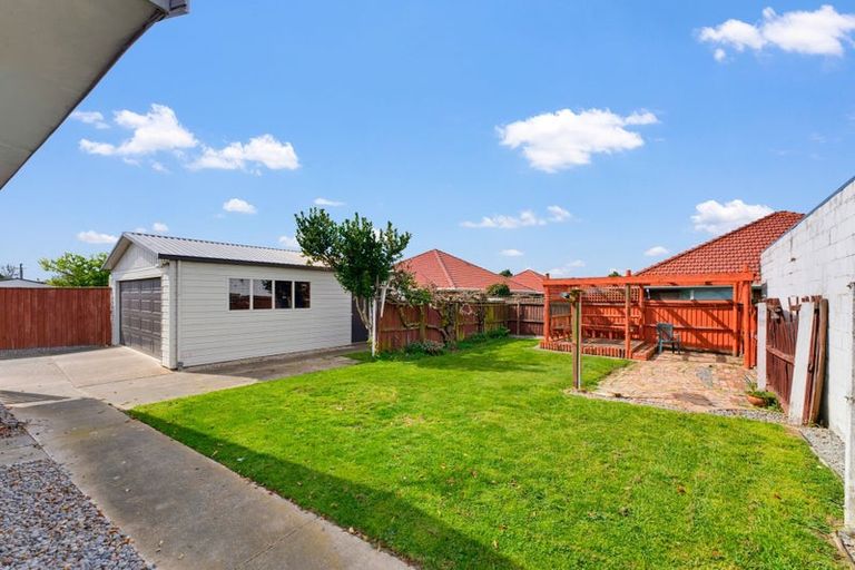 Photo of property in 4 Colesbury Street, Bishopdale, Christchurch, 8053