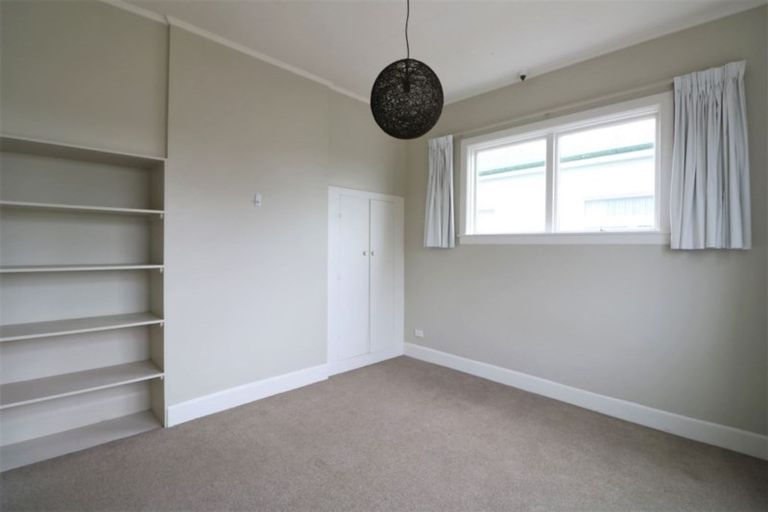 Photo of property in 39 Raymond Street, West End, Timaru, 7910