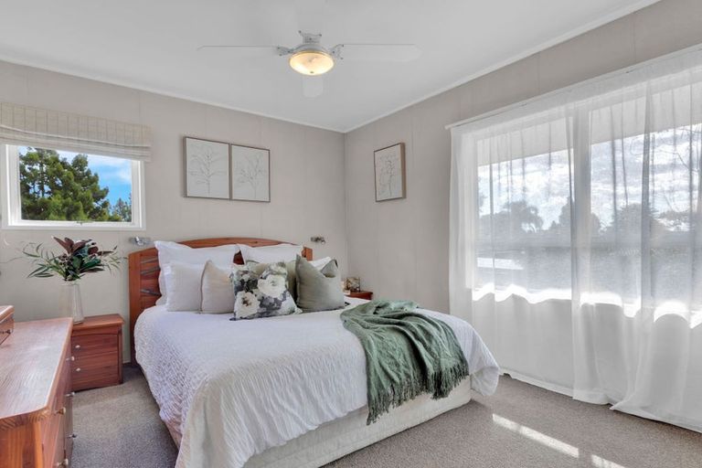 Photo of property in 17 Bernard Street, Chedworth, Hamilton, 3210