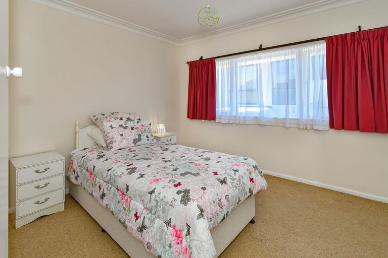 Photo of property in 45 Paerata Road, Pukekohe, 2120