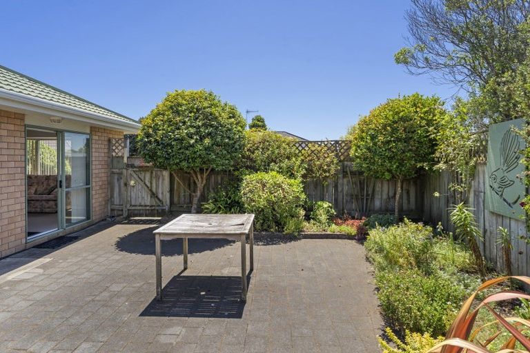 Photo of property in 19a Dennis Taylor Court, Paraparaumu, 5032