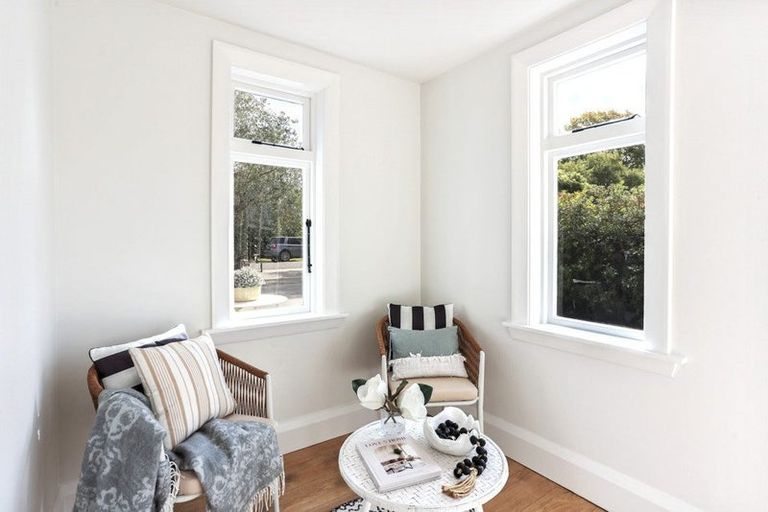 Photo of property in 10 Ayers Street, Rangiora, 7400