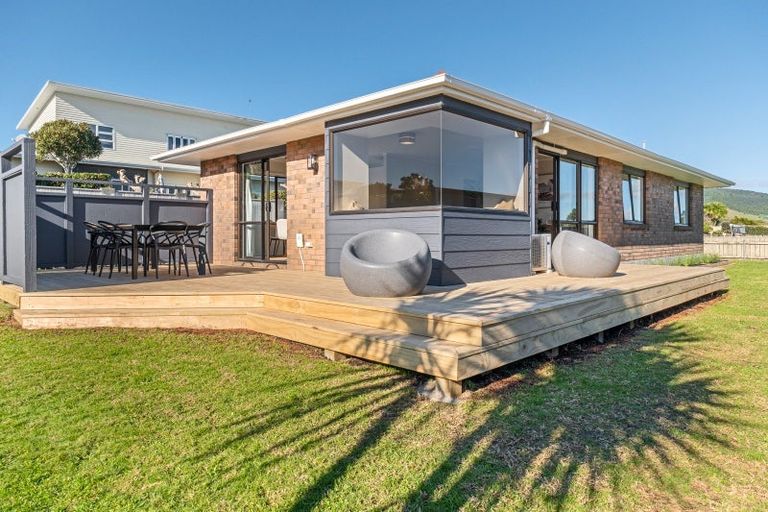 Photo of property in 620b South Road, Oakura, 4314