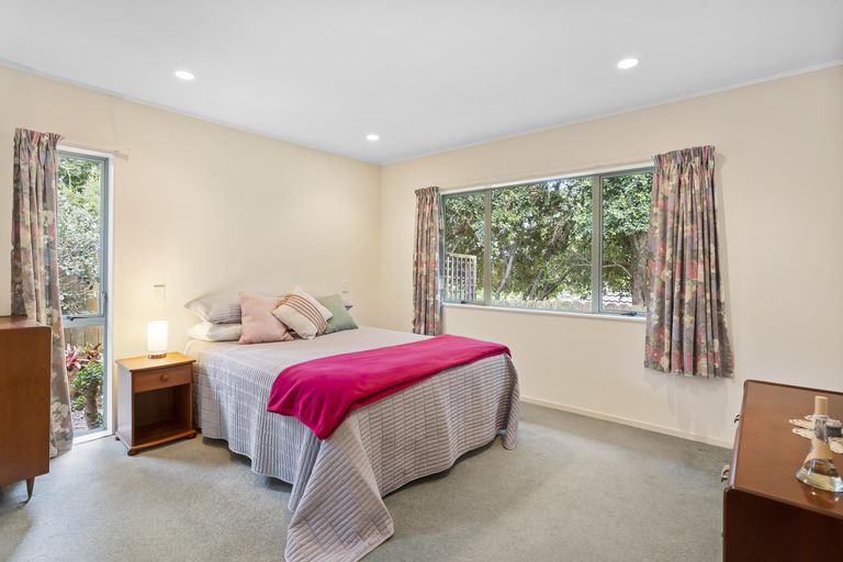 Photo of property in 2/3 Inagh Close, Dannemora, Auckland, 2016