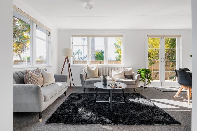 Photo of property in 102 Insoll Avenue, Enderley, Hamilton, 3214