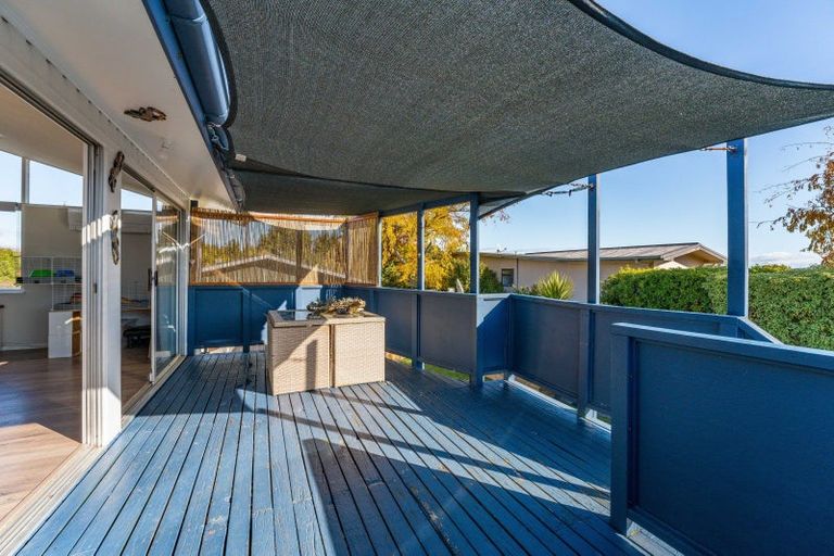 Photo of property in 4 Arrowsmith Avenue, Waipahihi, Taupo, 3330