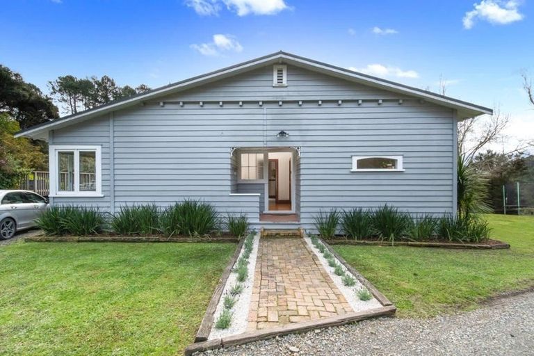 Photo of property in 1245 East Coast Road, Redvale, Albany, 0794