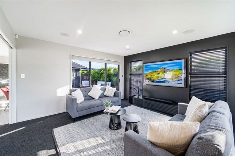 Photo of property in 73 Dynes Road, Rolleston, 7615