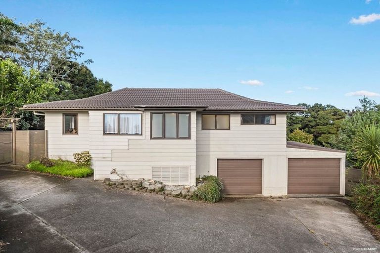 Photo of property in 39 West Harbour Drive, West Harbour, Auckland, 0618
