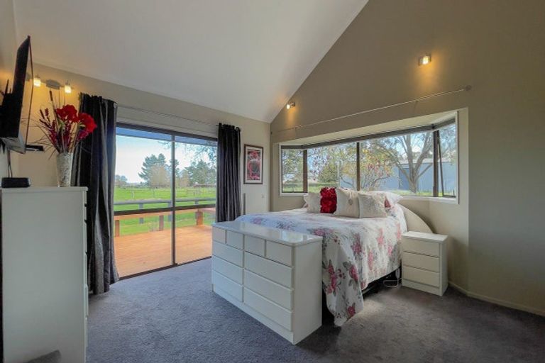 Photo of property in 32 Hauraki Road, Hauraki, Auckland, 0622