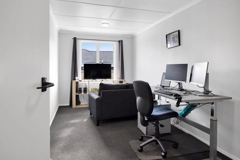 Photo of property in 5 Wills Road, Bell Block, New Plymouth, 4312