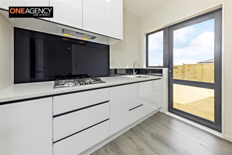 Photo of property in 45 Hikuawa Road, Flat Bush, Auckland, 2019