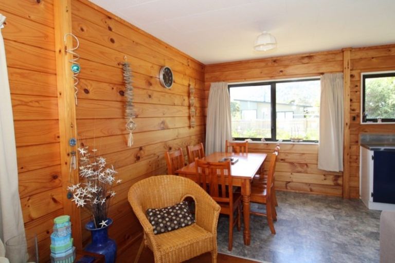 Photo of property in 112 Fernhill Rise, Matarangi, Whitianga, 3592