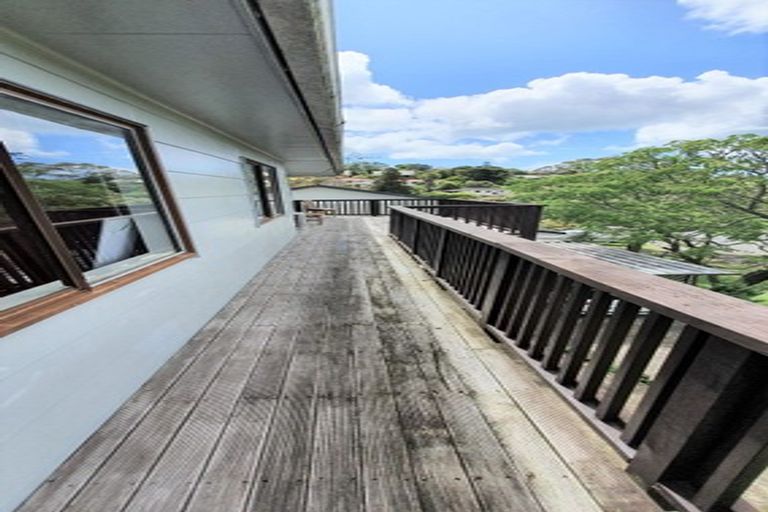 Photo of property in 90 Stapleford Crescent, Browns Bay, Auckland, 0630