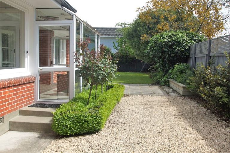 Photo of property in 27 Torquay Place, Bryndwr, Christchurch, 8053