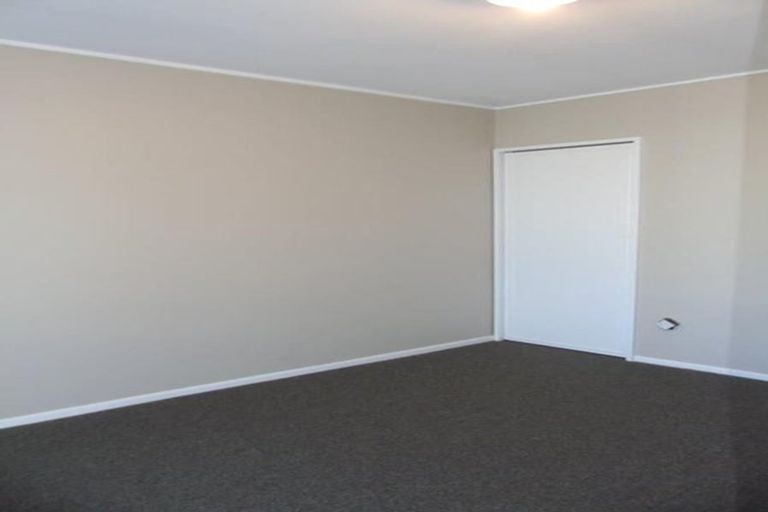 Photo of property in 23 Rangitane Street, Maupuia, Wellington, 6022