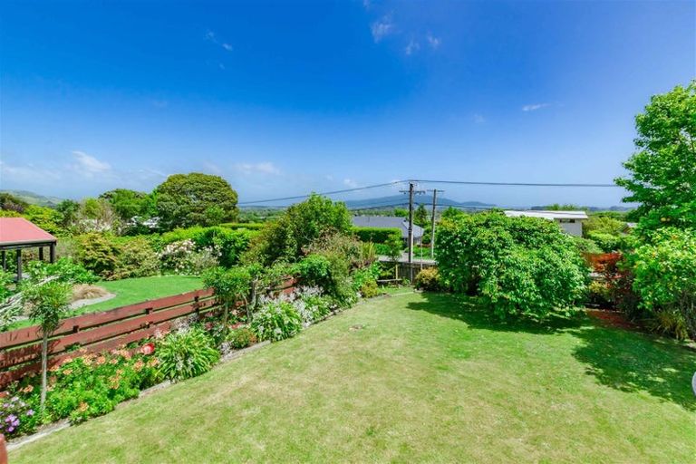 Photo of property in 57 Winara Avenue, Waikanae, 5036