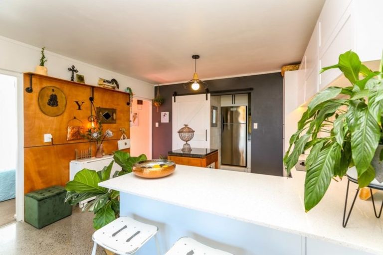 Photo of property in 11/75 Carrington Street, Lower Vogeltown, New Plymouth, 4310