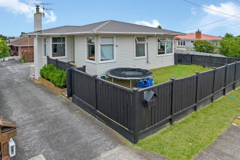 Photo of property in 1/63 Halver Road, Hillpark, Auckland, 2102