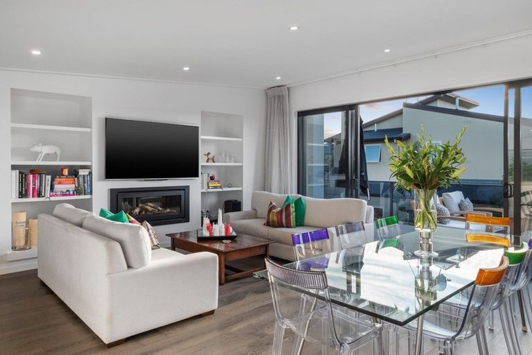 Photo of property in 118a Muricata Avenue, Mount Maunganui, 3116