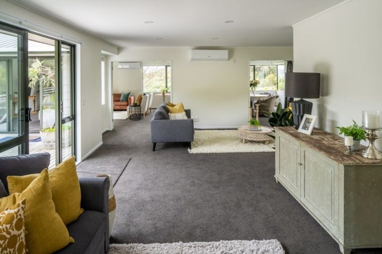 Photo of property in 67 Exploration Way, Whitby, Porirua, 5024