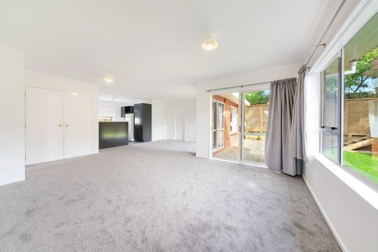 Photo of property in 5 Woodlark Close, Weymouth, Auckland, 2103