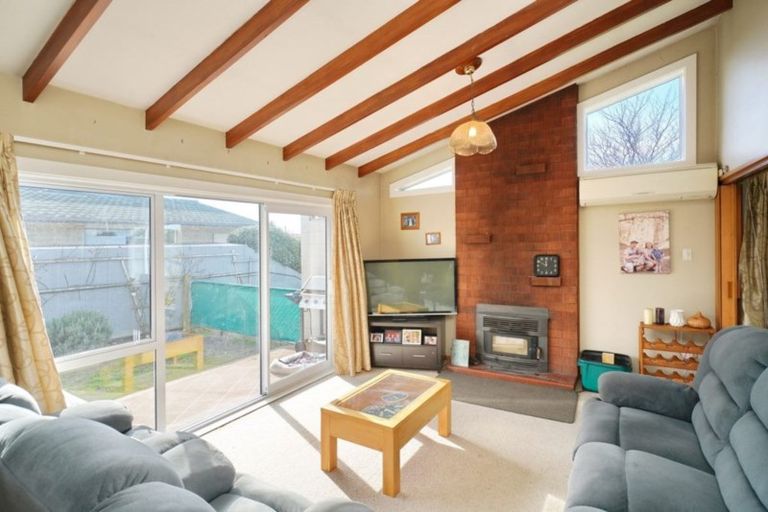 Photo of property in 17 Scotswood Place, Rangiora, 7400