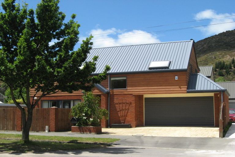 Photo of property in 33a Van Asch Street, Sumner, Christchurch, 8081