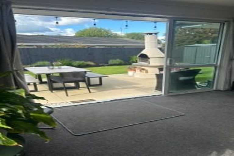 Photo of property in 6 Elizabeth Street, Cambridge, 3434