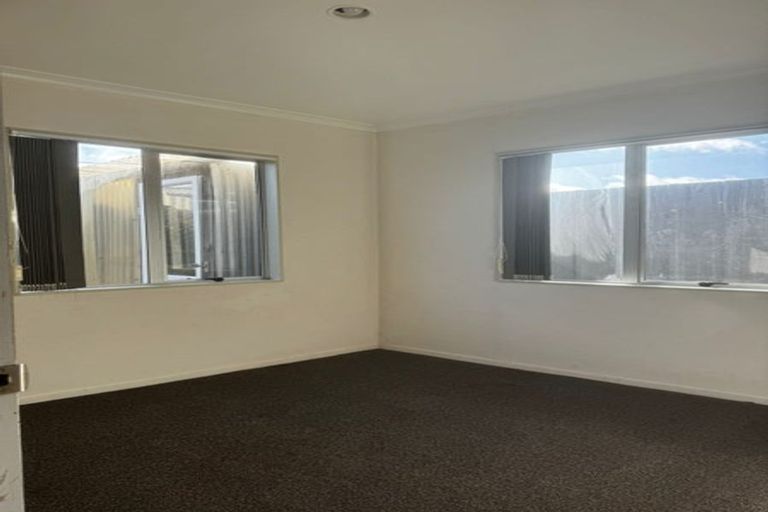 Photo of property in 32 Sidey Avenue, Clover Park, Auckland, 2019